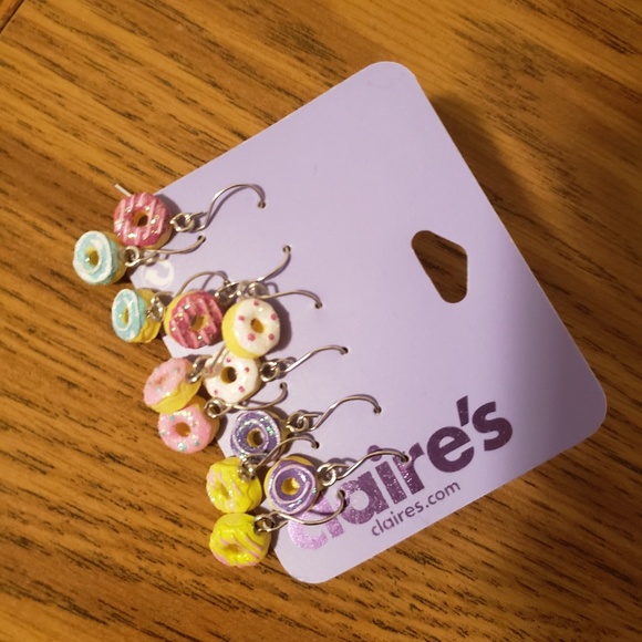 Claire's Jewelry - Claire's donut earrings